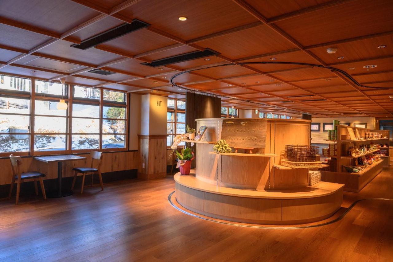 Shiga Kogen Olympic Hotel Яманучи Екстериор снимка